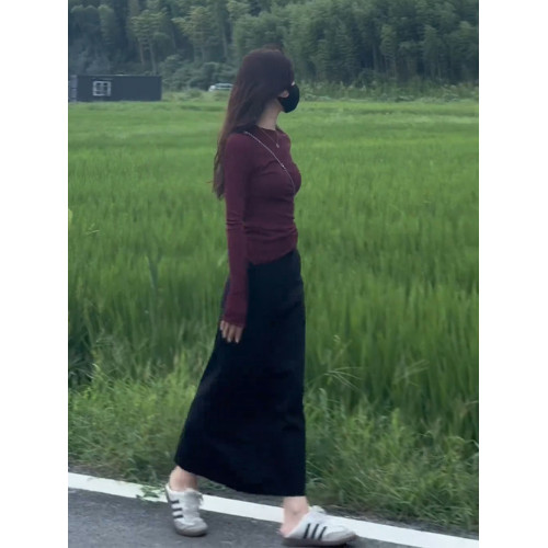 正肩安可拉紅修身長袖外搭打底衫