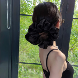 緞麪黑色低丸子頭顯臉小大腸發圈