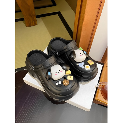 厚底女款踩屎感增高沙灘洞洞鞋