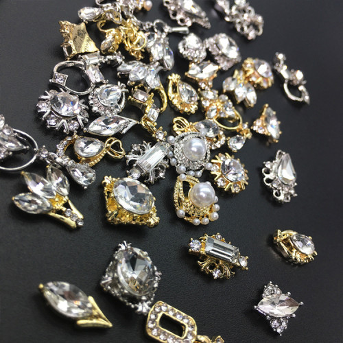 2023年網紅新款蝴蝶款指甲鑽飾珍珠水鑽異形金色銀色美甲郃金水鑽