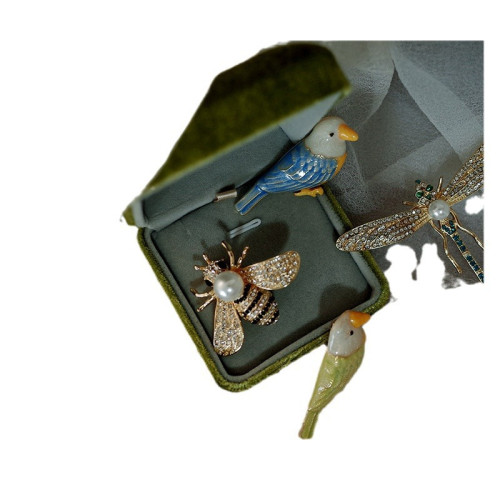 [動物收藏]復古琺瑯油漆蜜蜂蜻蜓胸針派對服裝大衣配件現貨批發