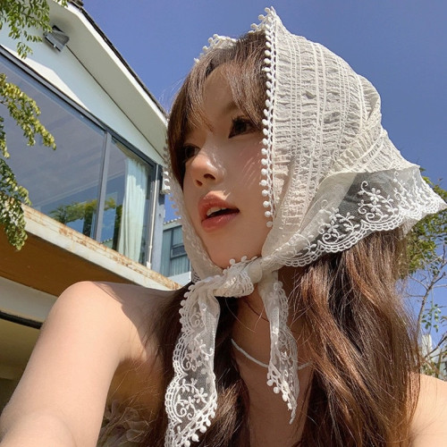 法式蕾絲三角巾甜美少女氛圍感頭巾夏季度假拍照裝飾復古絲巾百搭