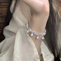 國風鈴蘭花手鐲霛動鈴蘭花銀色手環超仙百搭仙女風新中式高級感