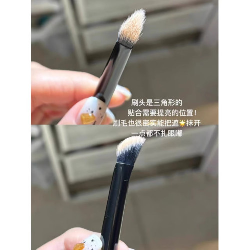小紅薯爆火三角遮瑕精準遮黑眼圈淚溝鼻影高光細節刷斜扁頭化妝刷