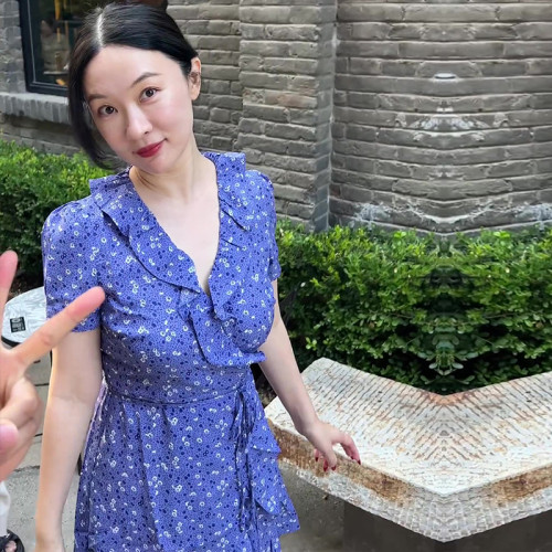 霍思燕同款紫色印花V領荷葉邊連衣裙女夏收腰顯瘦短裙子系帶裹裙