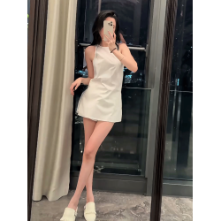 白色無袖高級感背心連衣裙女2025夏季新款辣妹氣質收腰小個子短裙