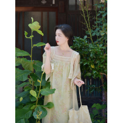 WANTING晚《草木笙》70年代古董印花手帕袖裙蕾絲拼接寬松連衣裙