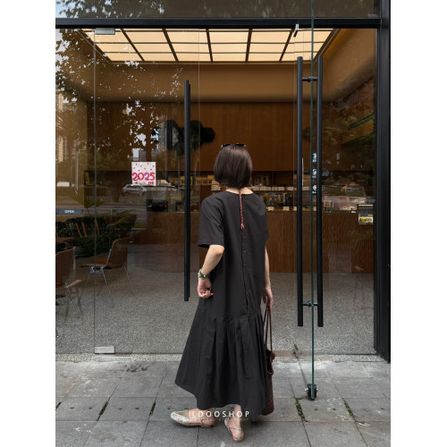 LDOO SHOP 日本客供面料 兩面穿下擺百褶拼接寬松圓領短袖連衣裙