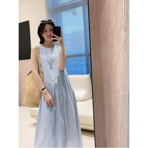 燕小麥高顔值~亞麻飄逸輕薄透氣25夏季新款無袖寬松中長款連衣裙