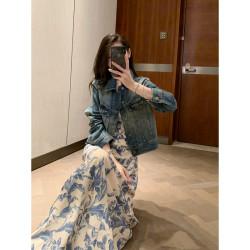 周雨彤同款女裝度假風少女感氣質藍色碎花吊帶連衣裙長裙打底裙