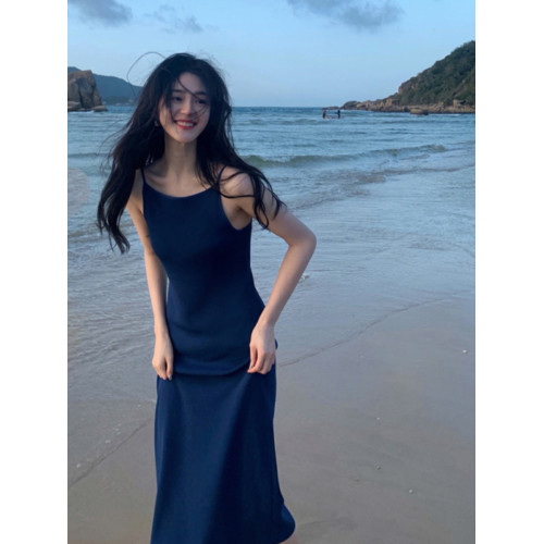歐洲站海邊度假絕美裙子2025超仙女顯瘦顯高藍色吊帶連衣裙女子夏
