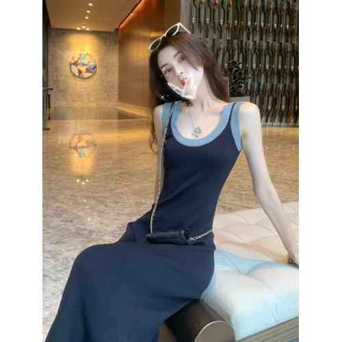 無袖針織連衣裙女2025新款夏季法式氣質時尚純欲風辣妹包臀吊帶裙