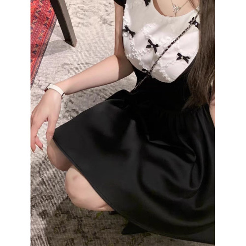 趙露思同款赫本風蝴蝶結連衣裙氣場強大輕奢連衣裙巨好看的連衣裙
