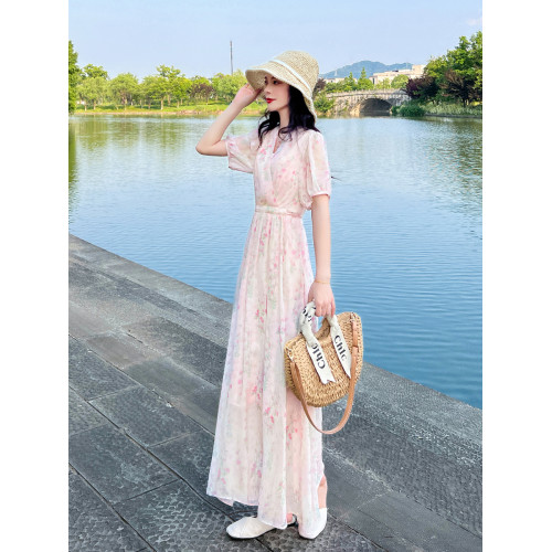 夏季小衆設計氣質碎花連衣裙女新款收腰顯瘦法式小個子長款裙子女