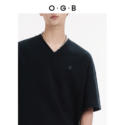 OGB2025新款春夏V領短袖t恤寬松時尚百搭打底衫厚板膠印情侶上衣