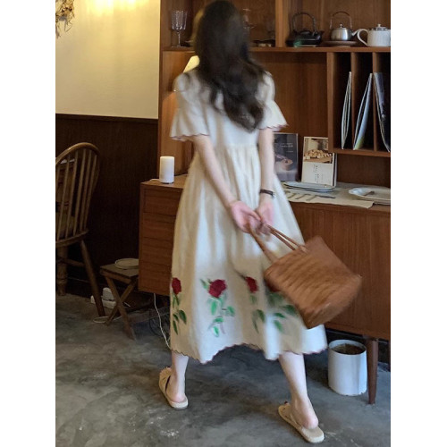 歐洲站夏裝新款小個子刺綉花色寬松減齡連衣裙度假旅遊海邊長裙女