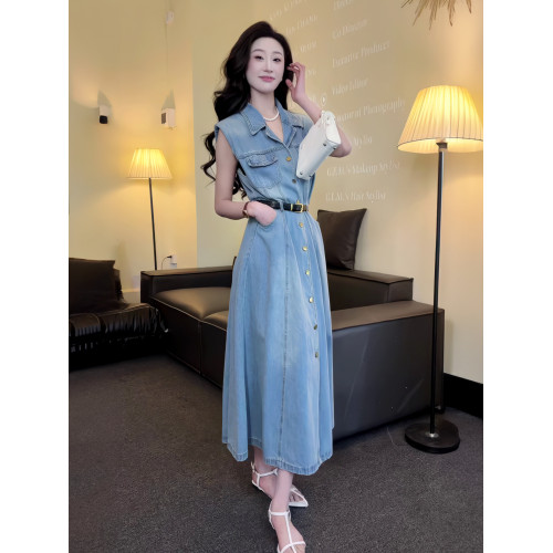 氣質翻領單排釦無袖牛仔連衣裙女2025夏季新款收腰顯瘦背心長裙子