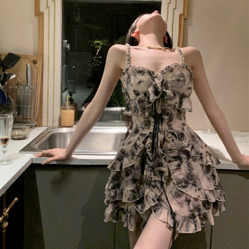 溫柔風水墨碎花吊帶連衣裙子女收腰氣質性感純欲辣妹a字短裙夏季