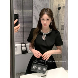 FanyFloss小香風收腰釘鑽鏤空連衣裙女夏法式鑲鑽度假顯瘦小黑裙
