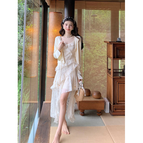 AM NANA法式絕美小個子性感吊帶連衣裙女夏溫柔風顯瘦蕾絲長裙子