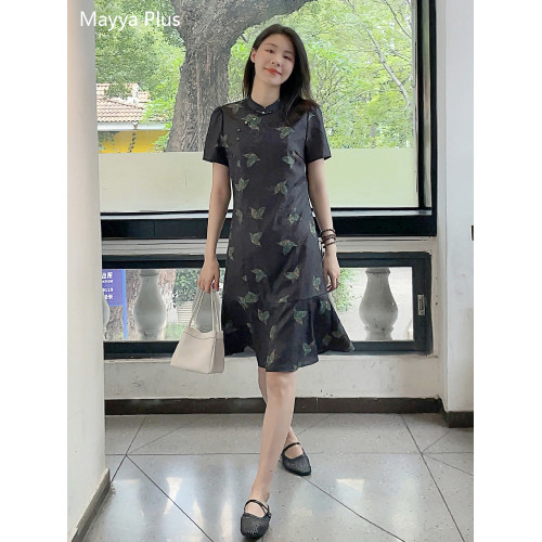 麥芽Mayya Plus 仿香雲紗撞色綠蝴蝶提花連衣裙女夏季新中式旗袍