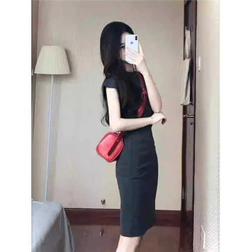 AMT 連衣裙2025新款女夏季顯瘦t恤法式高級感小個子氣質包臀裙子