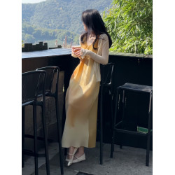 法式U領設計師款連衣裙女2025夏季收腰顯瘦暈染吊帶裙顯瘦長裙