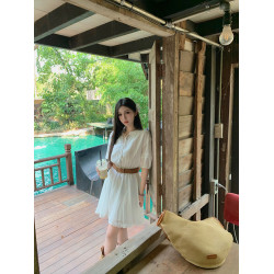 onelady 波西米亞v領系帶連衣裙女夏季新款白色收腰重工度假短裙