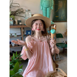 夏季甜美法式粉色吊帶連衣裙女性感氣質一字領露肩大擺度假風長裙