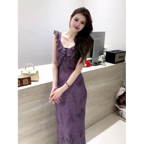 紫色荷葉邊碎花吊帶連衣裙女2025夏季新款v領度假風絕美無袖長裙