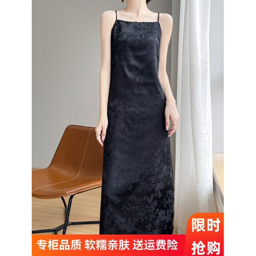 2025夏醋酸吊帶連衣裙女一字領緞面提花高級感長裙寬松氣質A字裙