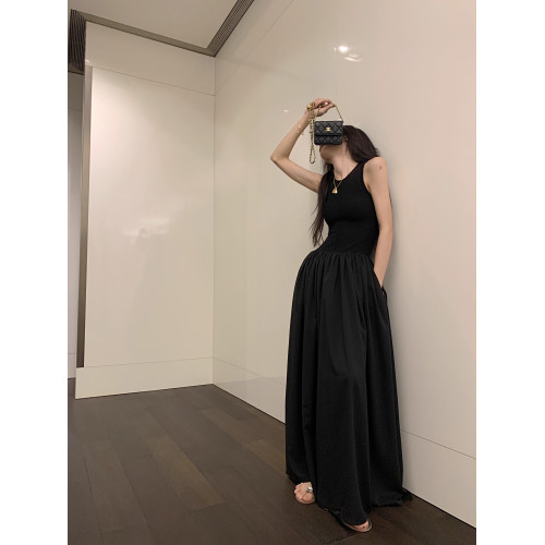高個子加長版背心連衣裙夏季2025新款女生氣質小衆運動感度假長裙