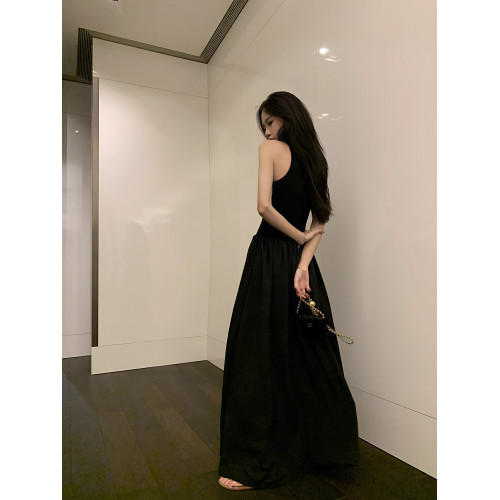 高個子加長版背心連衣裙夏季2025新款女生氣質小衆運動感度假長裙