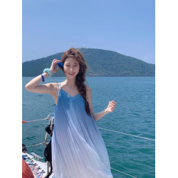 海南三亞度假沙灘裙泰國巴厘島拍照長裙雲南大理洱海穿搭連衣裙女