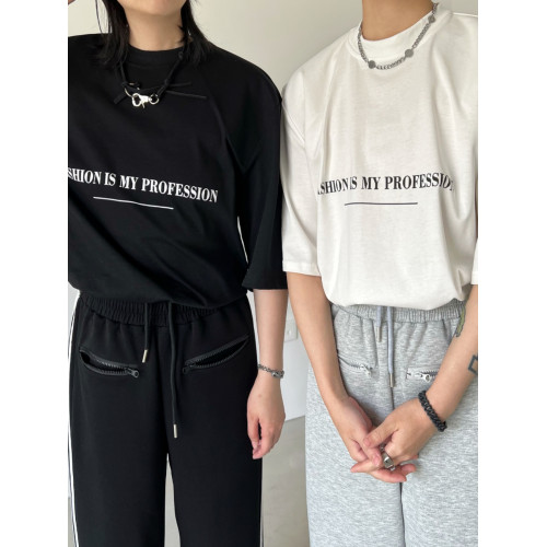 XXXHOT韓版簡約字母印花隱形墊肩設計廓形寬松百搭休閒情侶男T恤