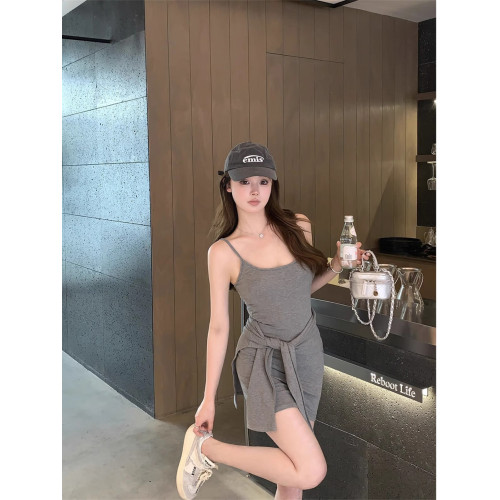 美式氣質帶胸墊吊帶連衣裙女夏季設計感綁帶收腰包臀裙辣妹短裙子