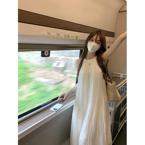 白色無袖背心連衣裙子女夏季2025新款海邊度假風掛脖吊帶沙灘長裙