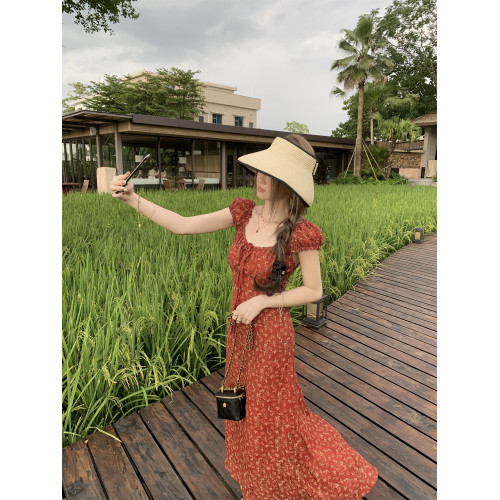 大碼胖mm茶歇復古顯白紅色碎花連衣裙女夏季新款泡泡袖長款A字裙