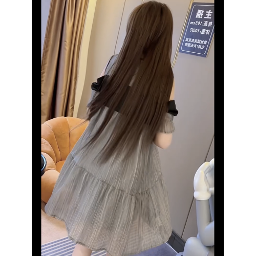 高級感灰色露肩連衣裙女寬松顯瘦一字肩A字裙百搭洋氣公主裙夏潮