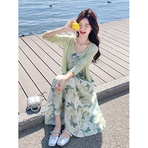 薄荷曼波綠色碎花法式連衣裙女2025新款春夏針織開衫吊帶裙子套裝