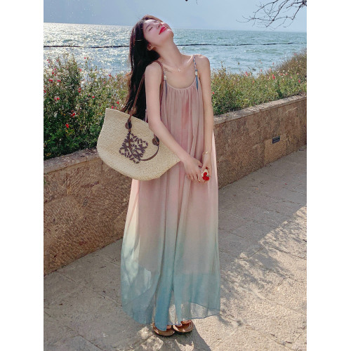 海邊度假漸變色暈染吊帶連衣裙女2025夏日絕美多巴胺超仙薄紗長裙