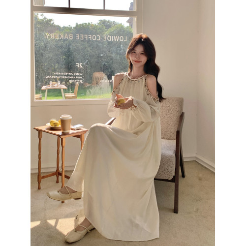 波西米亞度假風露肩連衣裙女2025夏季新款獨特高級感氣質法式長裙