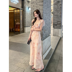 法式溫柔風v領碎花連衣裙女夏季2025新款設計感小衆氣質修身長裙