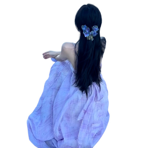 海邊度假紫色掛脖吊帶連衣裙子女裝夏季2025新款法式露背沙灘長裙