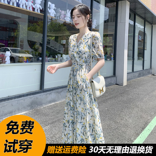 高級感氣質波點棉麻連衣裙2025新款今年流行爆款巨好看的減齡裙子