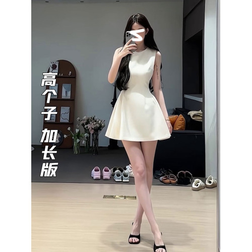 175高個子加長版女生連衣裙短款2025新款夏無袖氣質收腰吊帶短裙