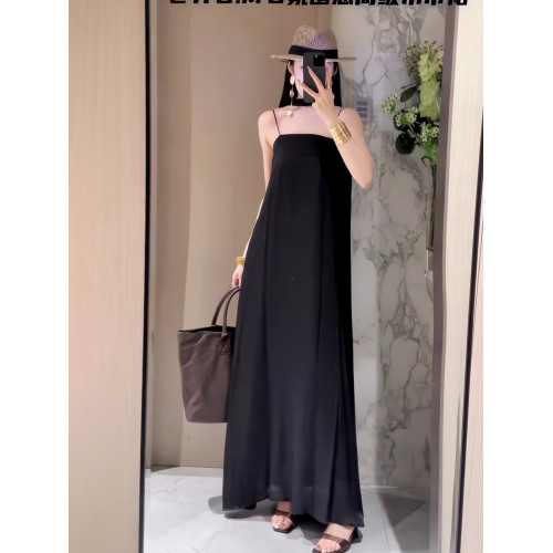 禦姐黑色寬松百搭吊帶裙女2025年夏季新款韓系無袖露肩抹胸連衣裙