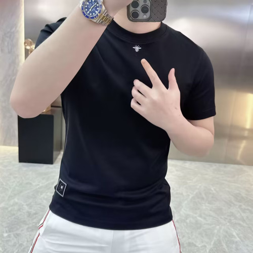 高檔歐貨夏季新款短袖男t恤圓領半袖休閒時尚百搭刺綉修身男士