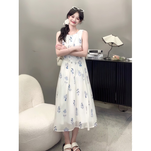 2025夏季新款法式氣質高級感白色碎花無袖連衣裙女收腰顯瘦長裙子