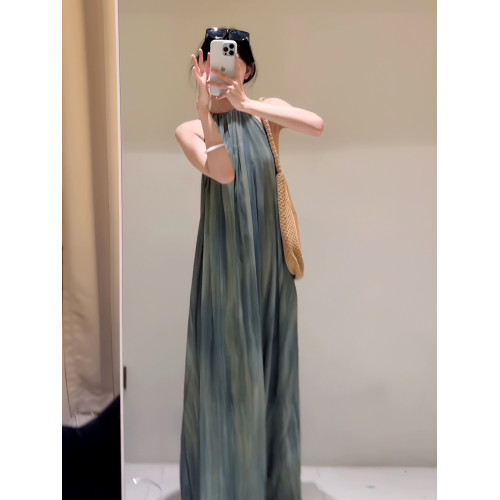 綠色國風水墨暈染無袖掛脖連衣裙女夏海邊度假高級不撞款氣質裙子